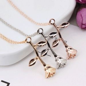 Gold Flower necklace